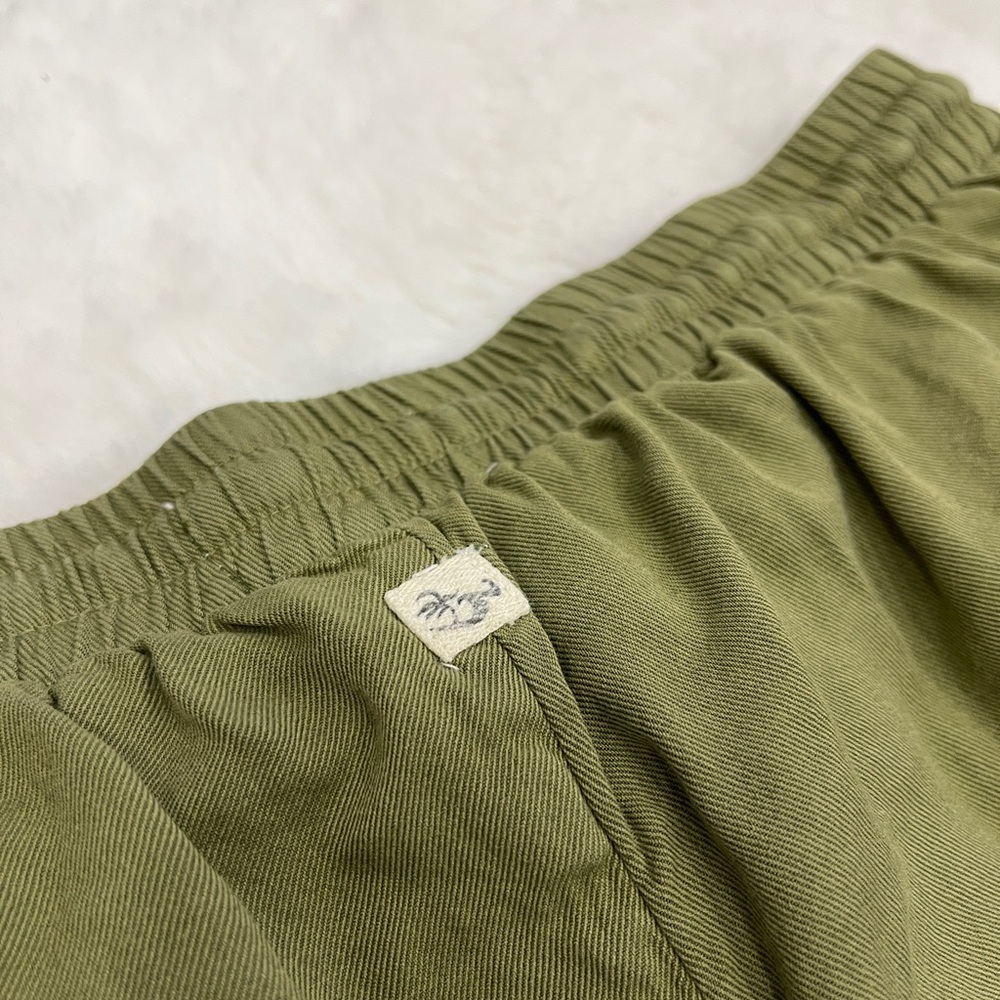 Honolulu’s Surf Co Linen Drawstring Short - Picture 6 of 9